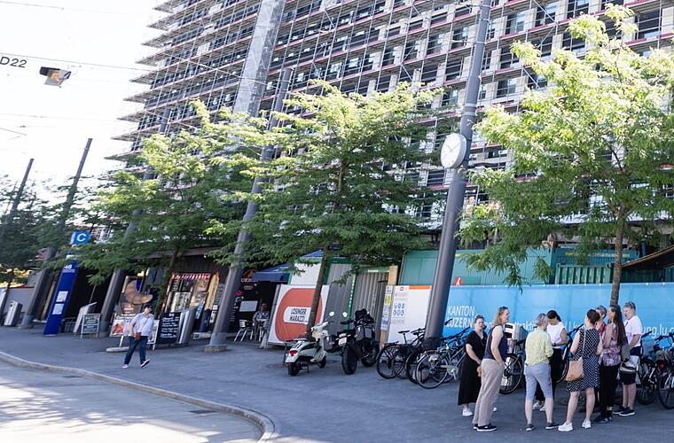 Busperron-Seetalplatz: Umbau von Haltekante C beginnt