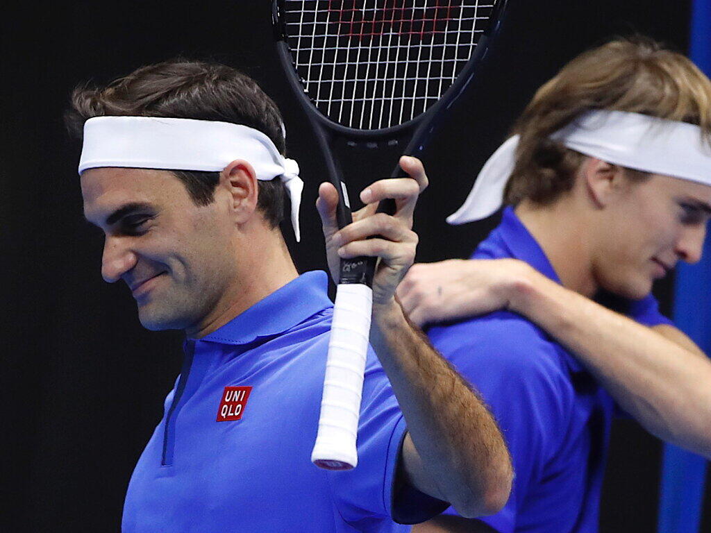 Federer gewinnt erste Exhibition Tennis Bote der Urschweiz