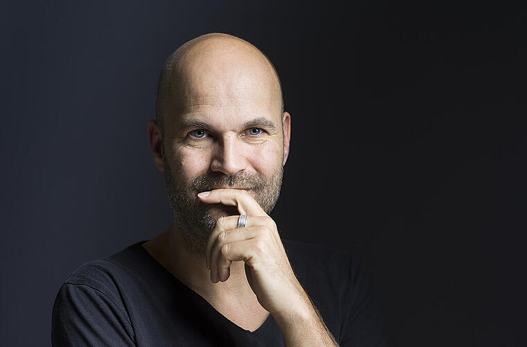 Intendant Stemann spielt Galilei