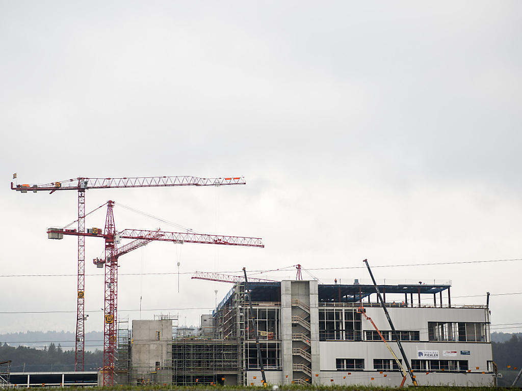 Biogen schafft weitere 200 Arbeitsplätze | Schweiz | Bote ...