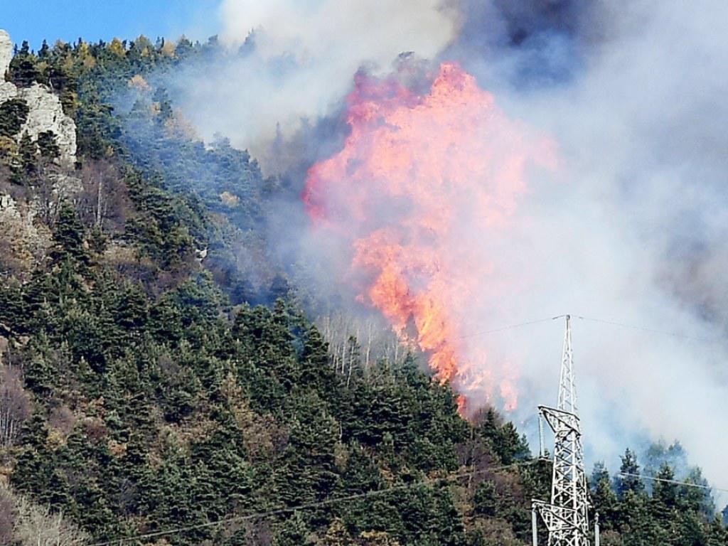 Grosser Waldbrand in Norditalien | Panorama | Bote der Urschweiz