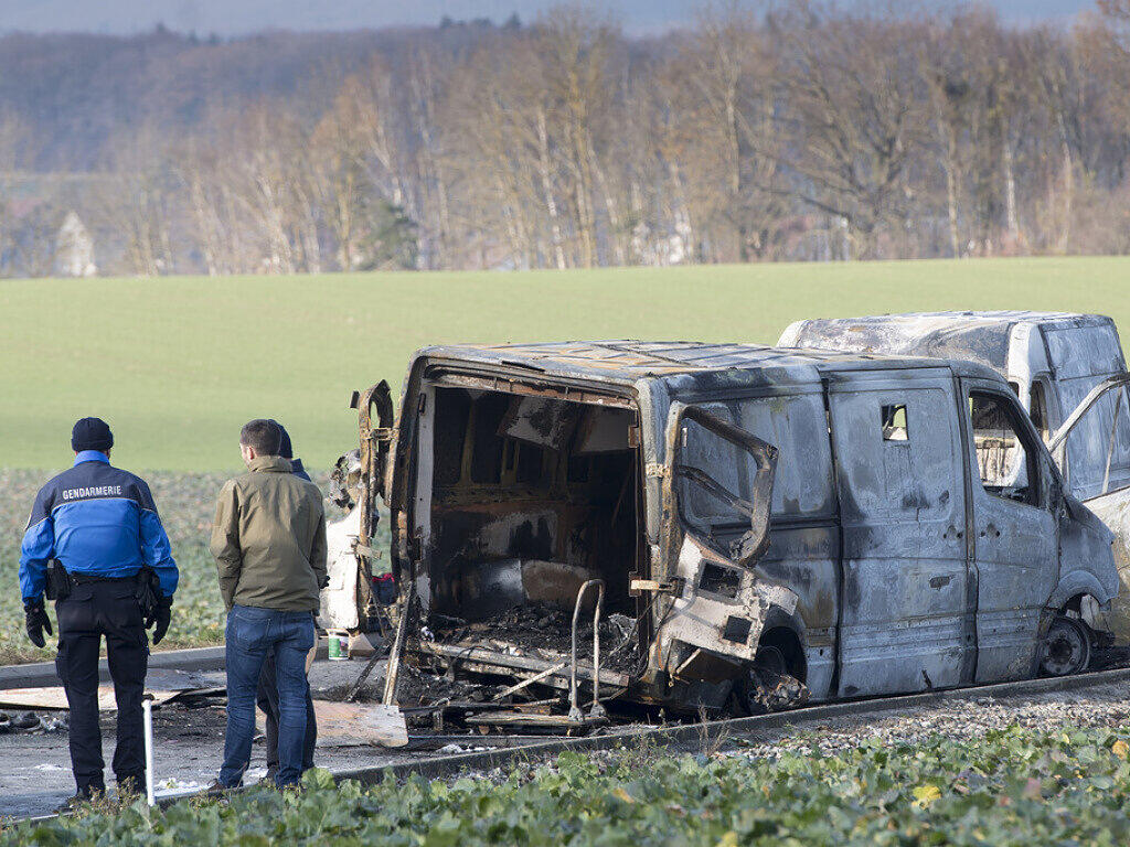 Festnahmen nach Überfall auf Geldtransport | Panorama | Bote der Urschweiz