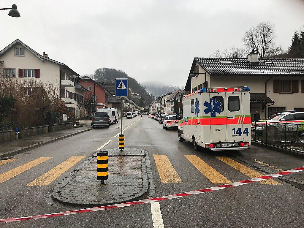 PolizeiGrosseinsatz in Buckten BL Panorama Bote der Urschweiz