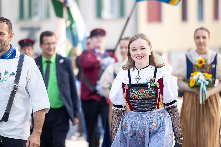 Laura Scheller So schön war das 15. Eidgenössische Scheller- und Trychlertreffen in ...