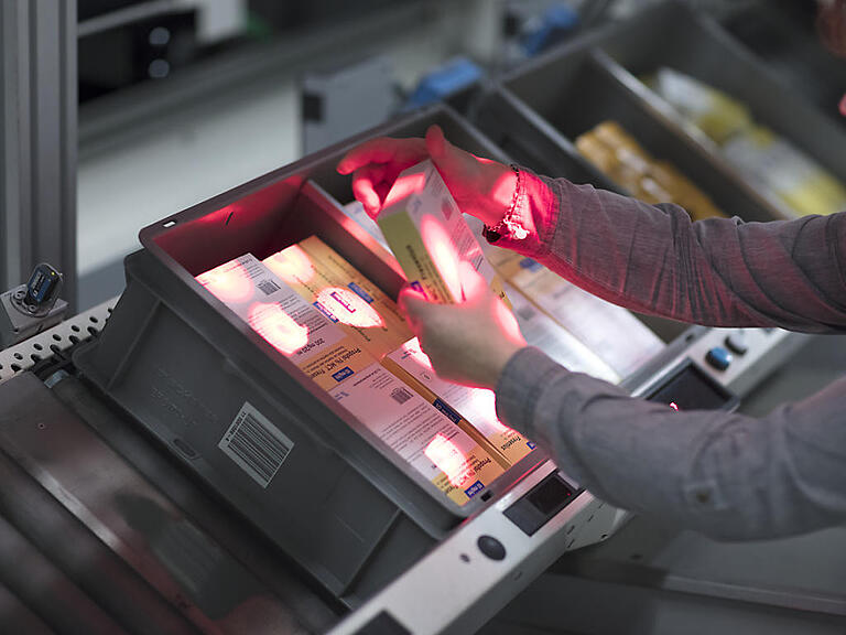 Zur Rose 2016 in den roten Zahlen