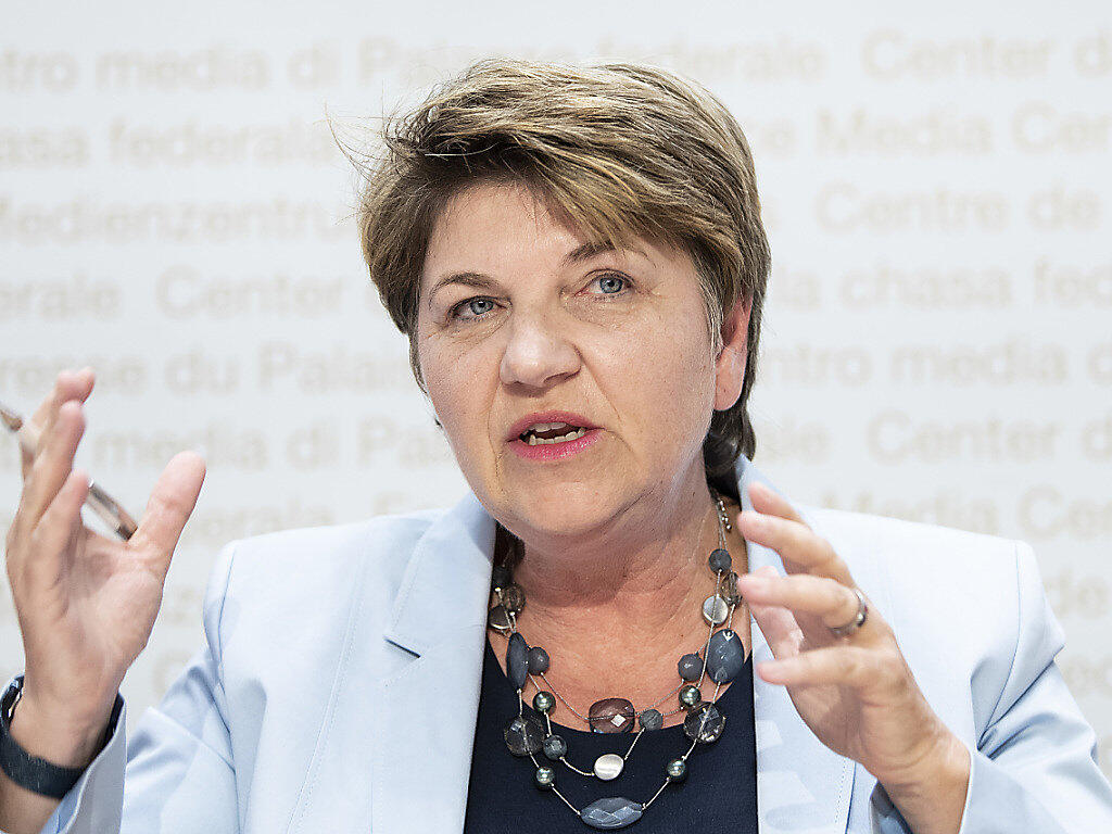 Amherd offen für Frau an der ArmeeSpitze Schweiz Bote der Urschweiz