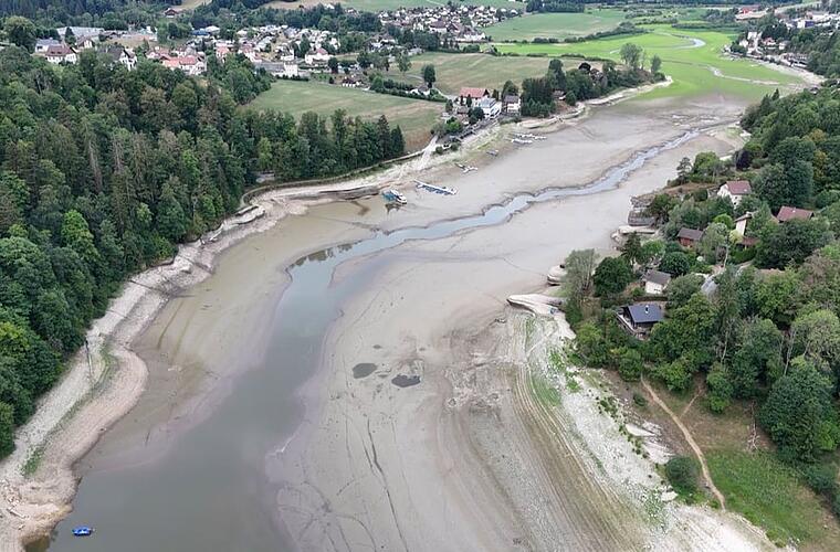 Trockenheit verschärft sich: Lac des Brenets im Kanton Neuenburg auf Rekordtief