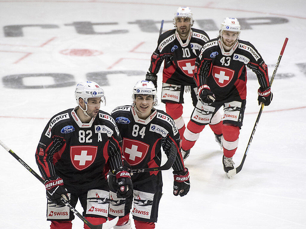 Schweiz Schlagt Osterreich 3 1 Eishockey Bote Der Urschweiz