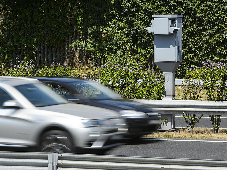 2 Mal Geblitzt Unter 20 Km H Mit fast 240 km/h geblitzt