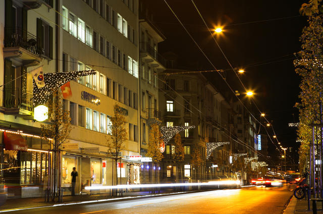 Luzerns Weihnachtsstern verglht