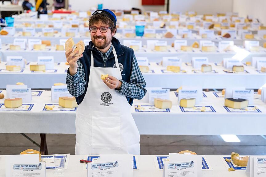 «Swiss Cheese Award» in Luzern: Für einen Tag Käse-Juror sein