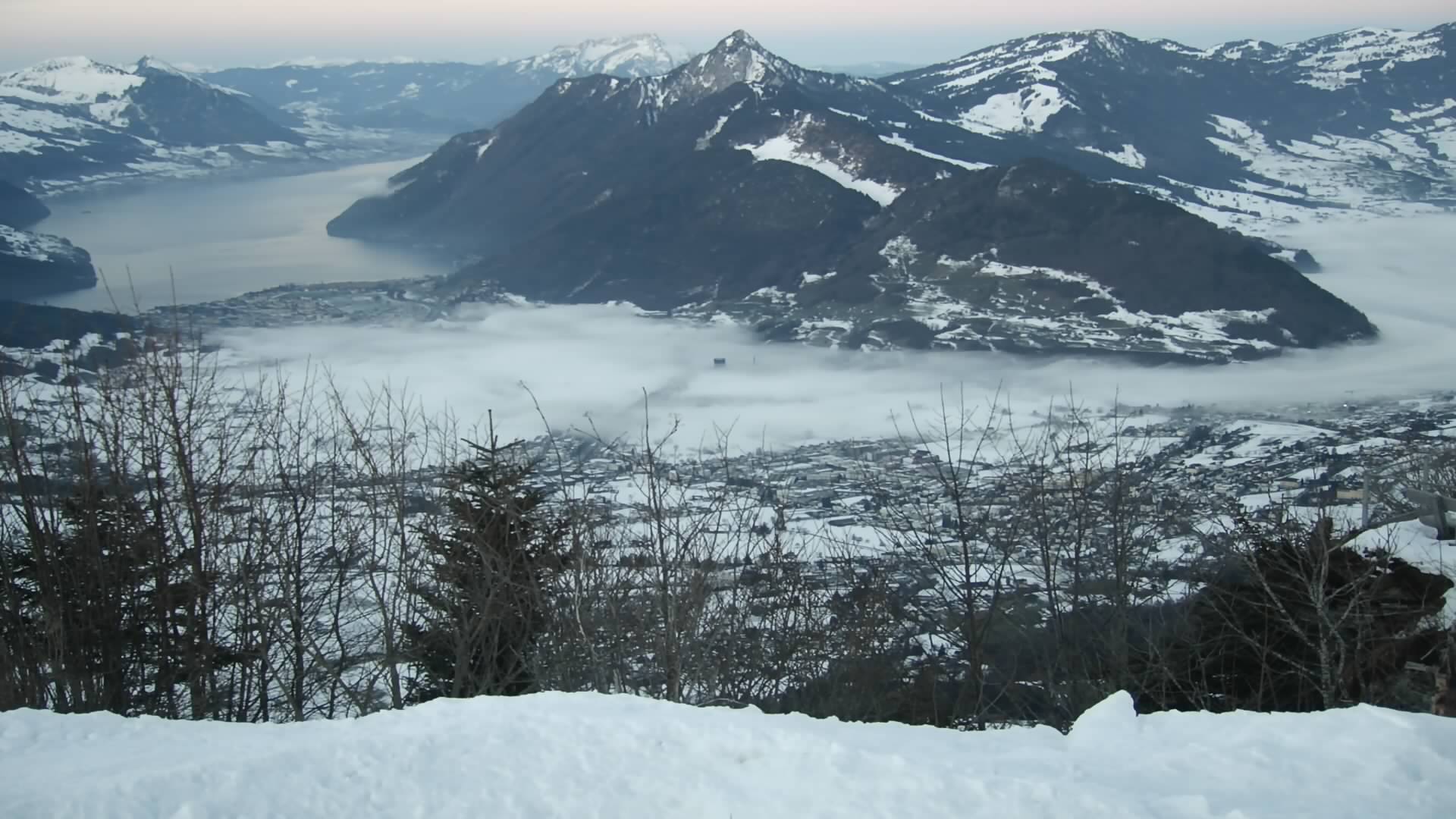 Mythenregion, Berggasthaus Rotenfluh