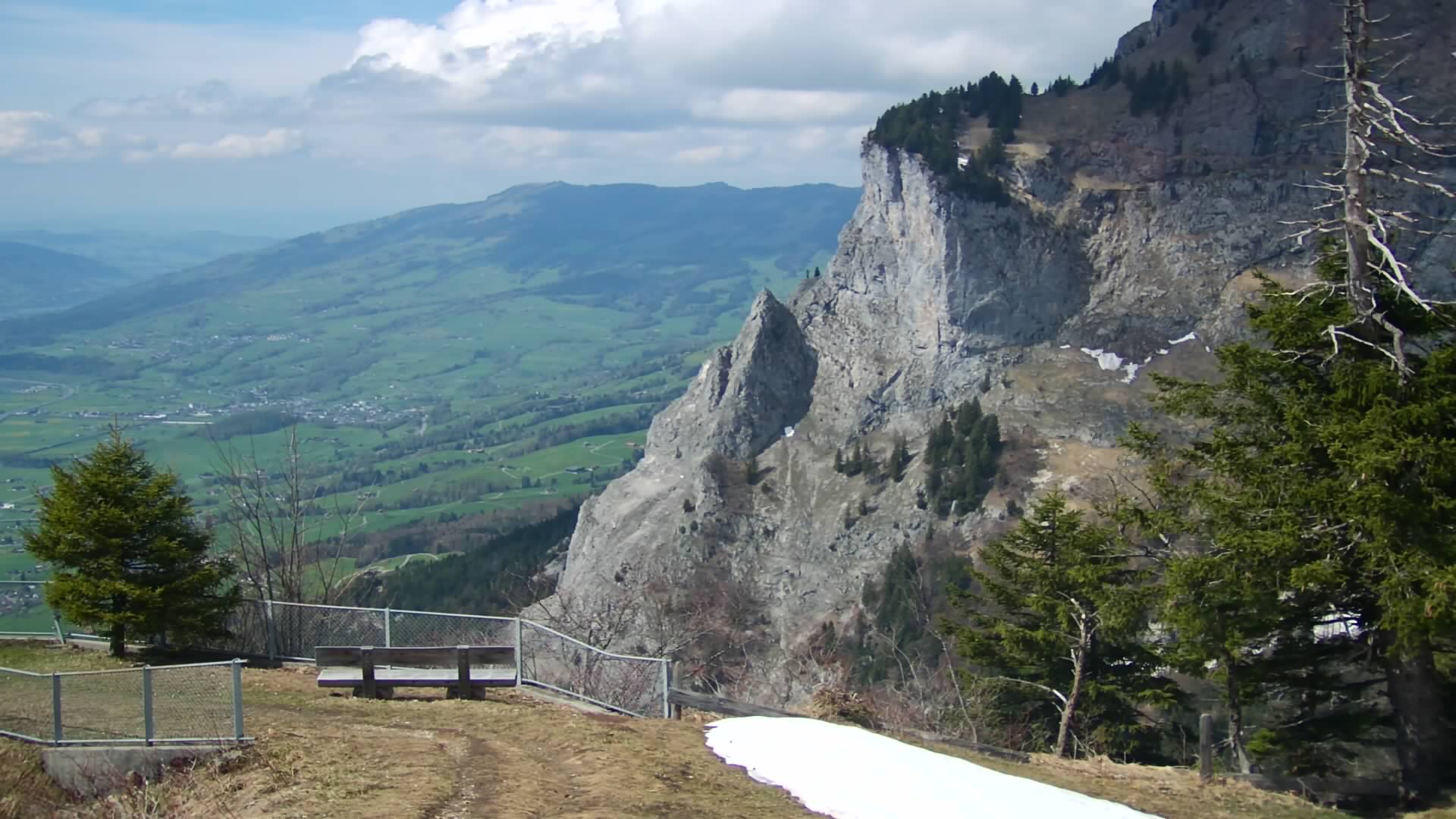 Mythenregion, Berggasthaus Rotenfluh