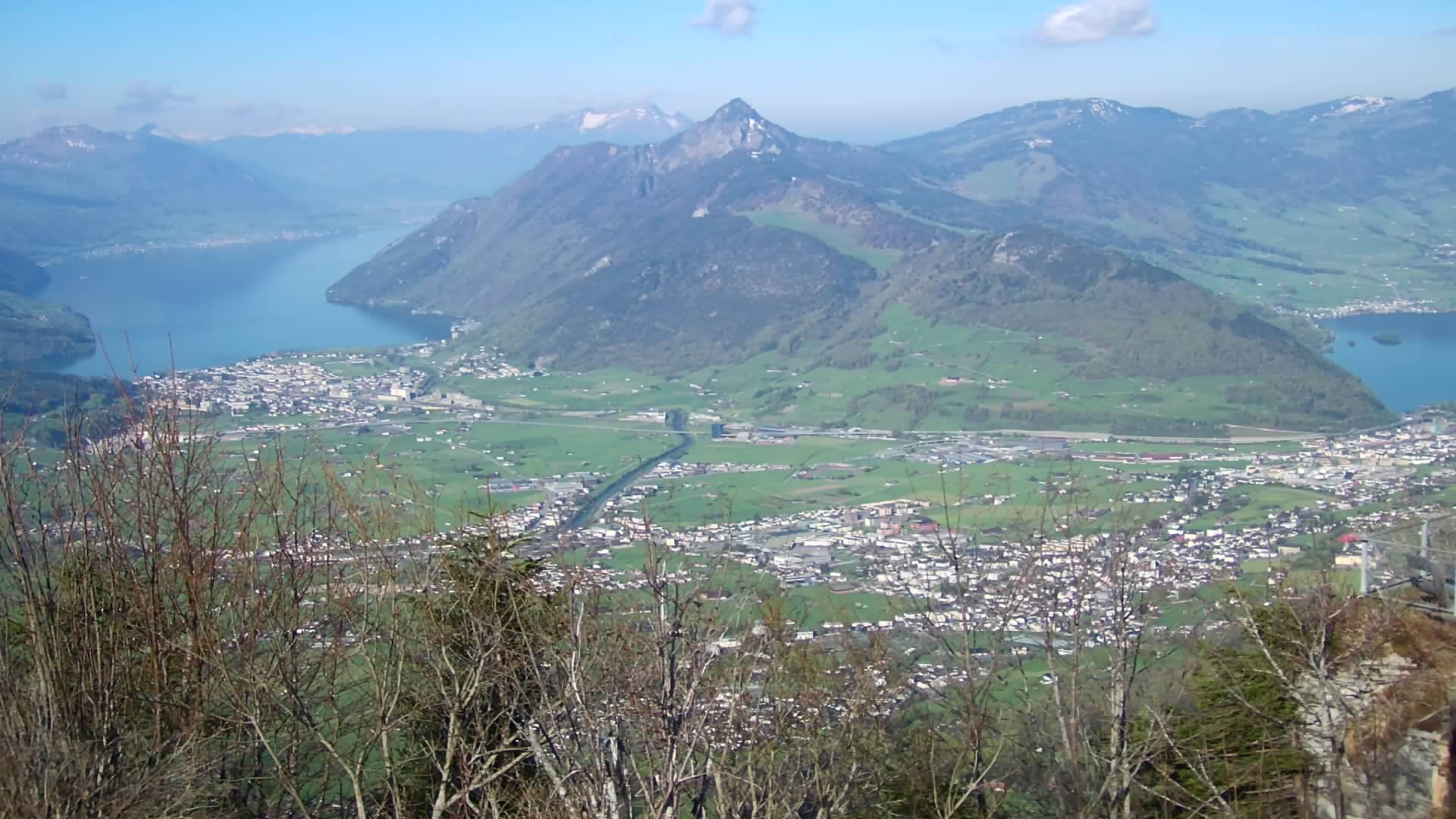 Mythenregion, Berggasthaus Rotenfluh